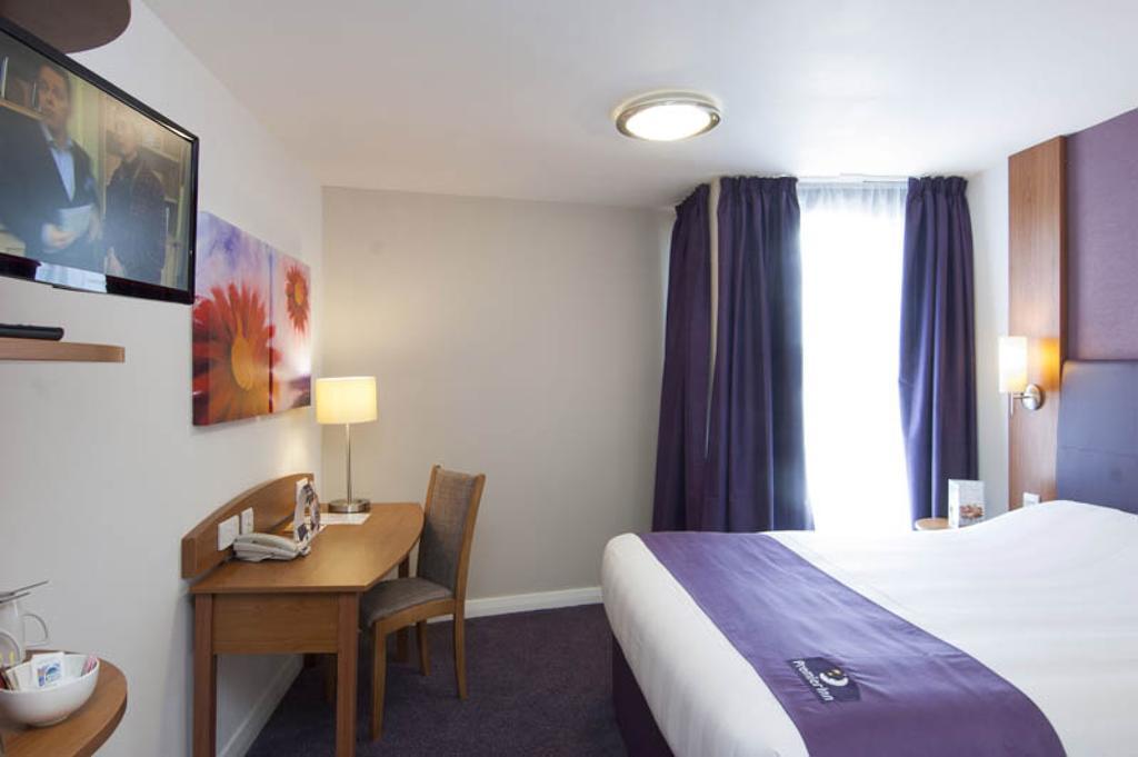 Premier Inn Epsom Central Camera foto