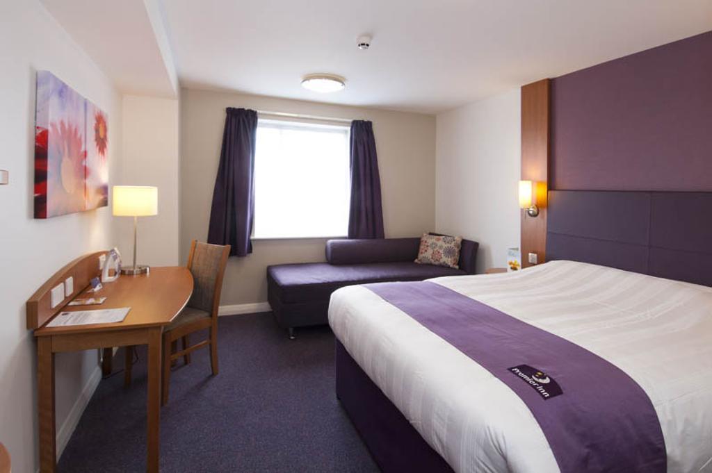 Premier Inn Epsom Central Camera foto