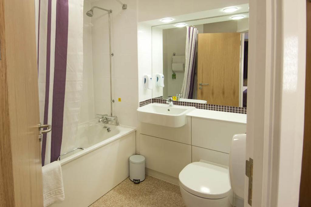 Premier Inn Epsom Central Camera foto
